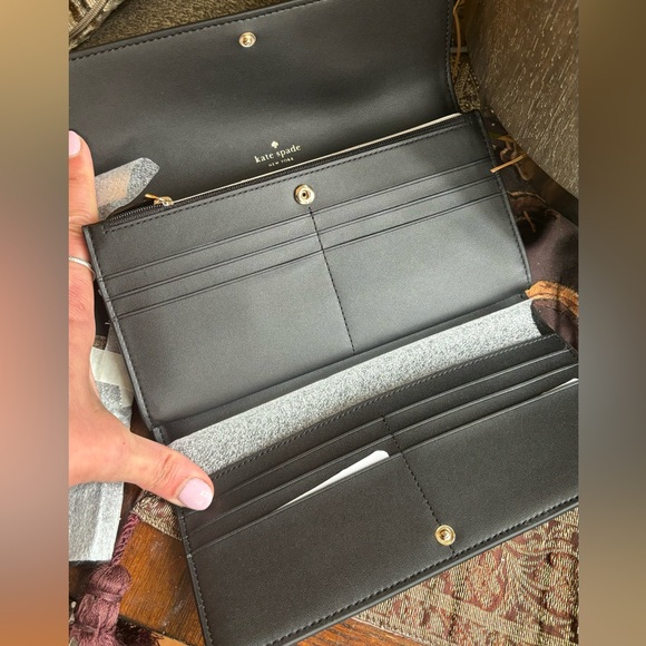 Authentic KATE SPADE Saffiano leather trifold travel large snap wallet - Picture 2 of 11